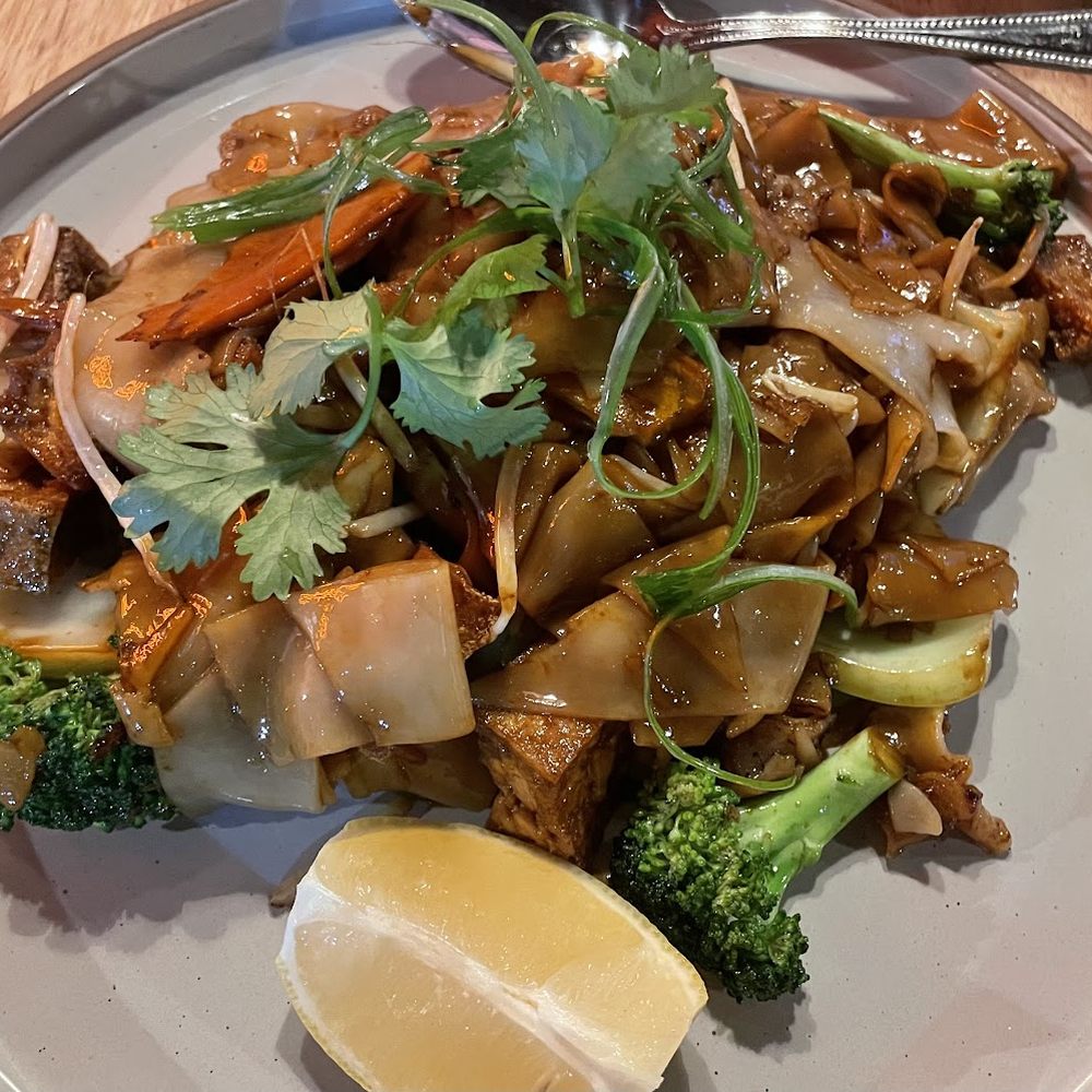 Sala Thai Tempe - Pad see ew with tofu (made vegan) - Thai Near Me - Tempe, Arizona Sala Thai Tempe - Pad see ew with tofu (made vegan) - Thai Near Me - Tempe, Arizona