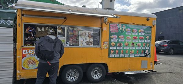 Best Roasted Corn Stand by null