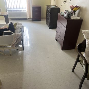 Aviata at Brooksville - Changed out bed after complaint and no wheelchair as they took it as punishment and told her to pee in a diaper! - Rehabilitation Center Near Me - Brooksville, Florida Aviata at Brooksville - Changed out bed after complaint and no wheelchair as they took it as punishment and told her to pee in a diaper! - Rehabilitation Center Near Me - Brooksville, Florida