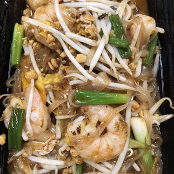 Jasmine Hana - Pad Thai with shrimp - Thai Near Me - San Pedro, California Jasmine Hana - Pad Thai with shrimp - Thai Near Me - San Pedro, California