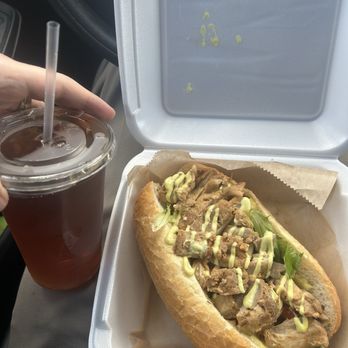 Jacobs Cafe Restaurant  - Jacob's Chicken Sandwich w/ wild berry iced tea - Coffee & Tea Near Me - Orlando, Florida