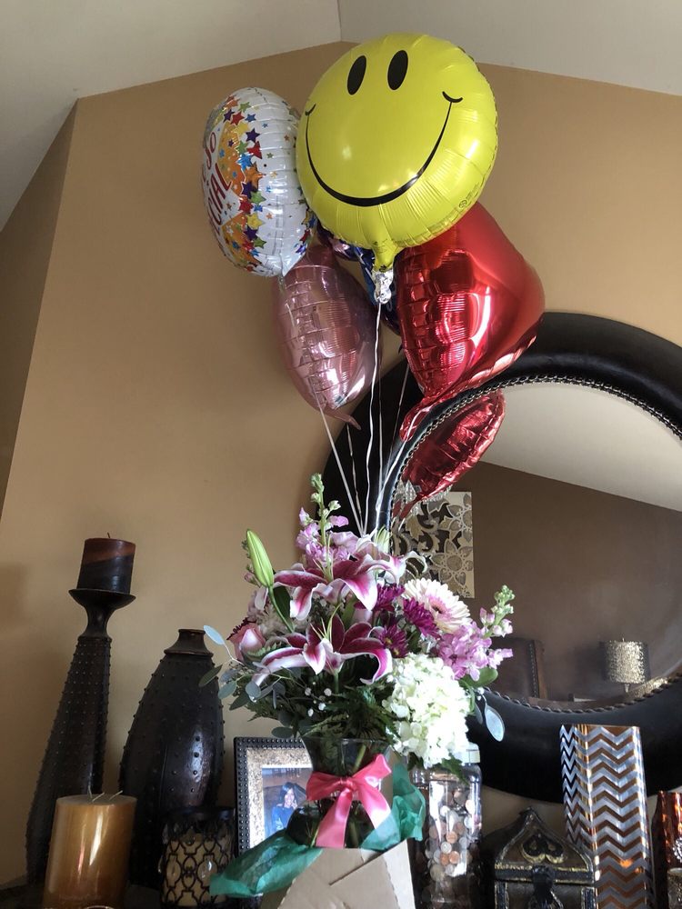 THRIFTY FLORIST Updated September 2024 35363 Ford Rd, Westland, Michigan Florists Phone