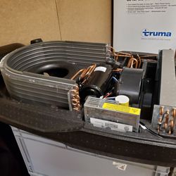 Hutchs Mobile RV Repair - We repair roof ac units.