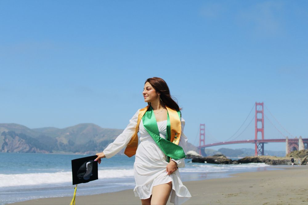 Yuri's Tennis Services Logo