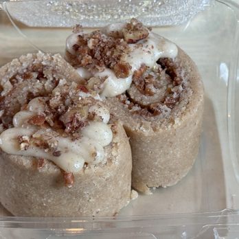 Vital Root - Raw vegan cinnamon roll - Vegetarian Near Me - Denver, Colorado