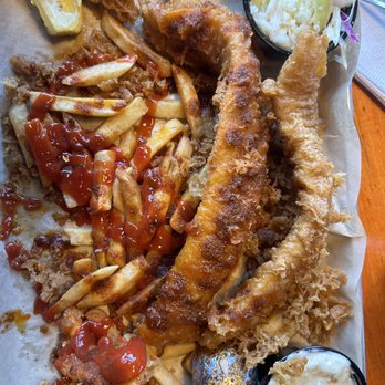 Brick House Tavern + Tap - Fish and Chips with Fried Batter Crumbs - Bars Near Me - South Plainfield, New Jersey