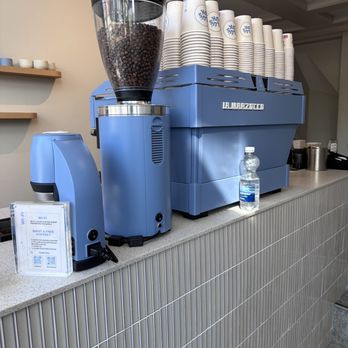Luuk’s Coffee Vijzelgracht - Coffee & Tea Near Me - Amsterdam, New Hampshire Luuk’s Coffee Vijzelgracht - Coffee & Tea Near Me - Amsterdam, New Hampshire