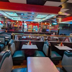 Modern dinner vibes