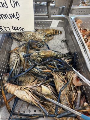 Graham & Rollins Hampton Seafood Market by null