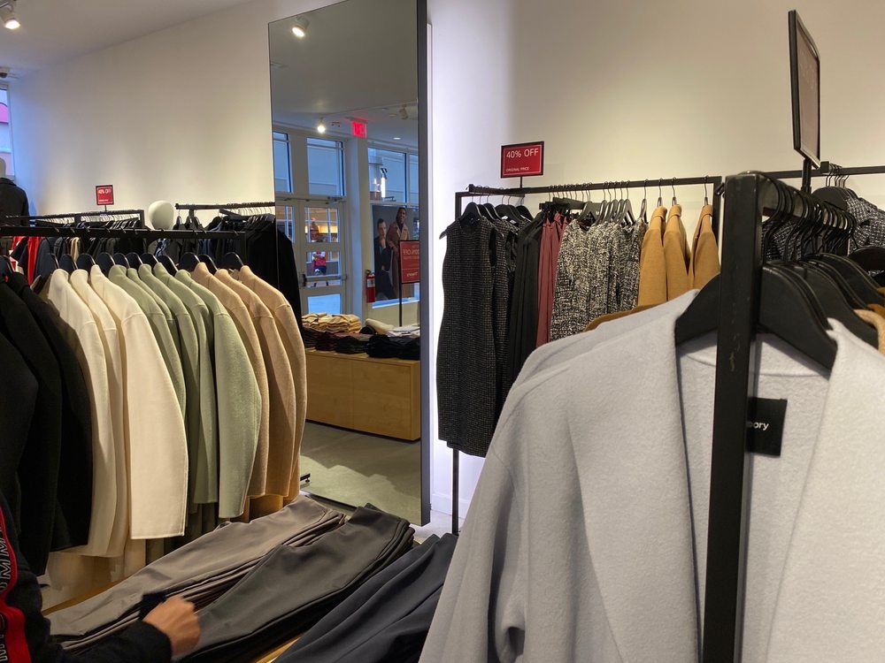 THEORY OUTLET 8200 Vineland Ave, Orlando, Florida Women's Clothing