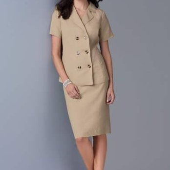 Collegiate Cleaners - We are experts in dry cleaning with decades of experience caring for the finest wardrobes. We use fresh, pure cleaning solution every time. - Dry Cleaning Near Me - Houston, Texas