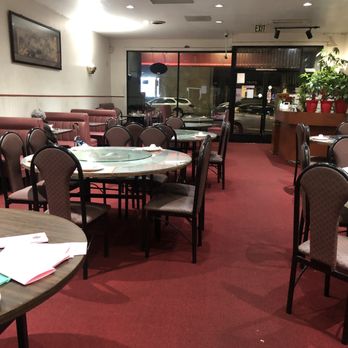 Flower Lounge - Dining area. - Cantonese Near Me - Oakland, California