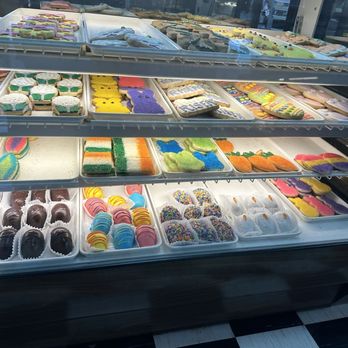 Cinotti's Bakery & Deli - Bakeries Near Me - Jacksonville Beach, Florida