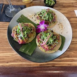 Ahí smoked tostadas