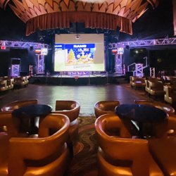 Celebrity Lounge