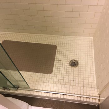 Hyatt Centric - Our shower upon arrival - Hotels Near Me - New Orleans, Louisiana Hyatt Centric - Our shower upon arrival - Hotels Near Me - New Orleans, Louisiana