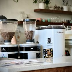Horizon Line Coffee