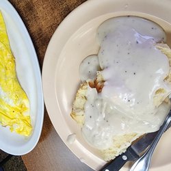 Kelly's Big Burger - Biscuits and gravy