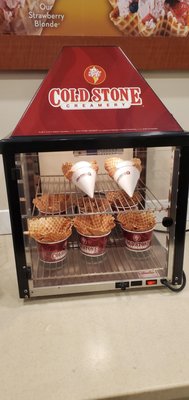 Cold Stone Creamery by null