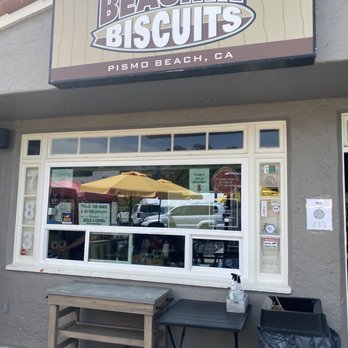 Beachin’ Biscuits - Front of building - Breakfast & Brunch Near Me - Pismo Beach, California