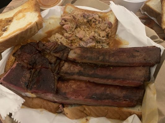 Archibald & Woodrow's BBQ by null