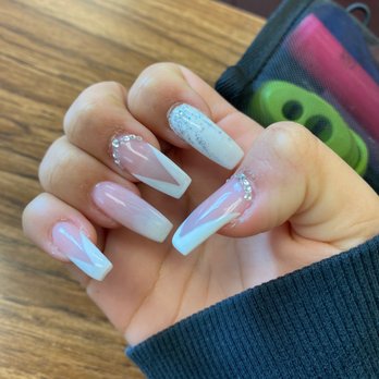 Tranquil Nail Spa - It looks like someone scratched me on the nail - Nail Salons Near Me - San Mateo, California Tranquil Nail Spa - It looks like someone scratched me on the nail - Nail Salons Near Me - San Mateo, California