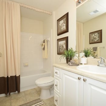 Summit Crossing - Preferred Apartment Communities - Large Bathrooms, Tall Vanities - Apartments Near Me - Cumming, Georgia Summit Crossing - Preferred Apartment Communities - Large Bathrooms, Tall Vanities - Apartments Near Me - Cumming, Georgia