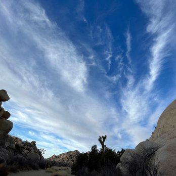California Climbing School - The gorgeous sky in Joshua Tree National Park - Rock Climbing Near Me - Joshua Tree, California California Climbing School - The gorgeous sky in Joshua Tree National Park - Rock Climbing Near Me - Joshua Tree, California