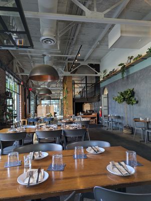 Emmy Squared Pizza: West Midtown by null