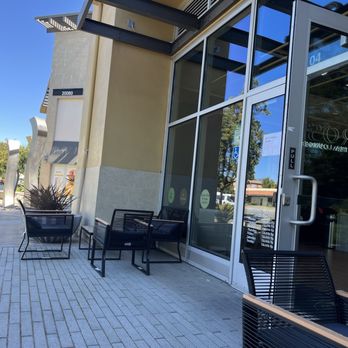 Rose Tea Lounge - Cupertino - Outdoor seating - Bubble Tea Near Me - Cupertino, California Rose Tea Lounge - Cupertino - Outdoor seating - Bubble Tea Near Me - Cupertino, California