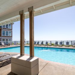 Whale Pointe - Swim in the pool while overlooking the ocean