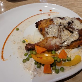 Tiny Pyramid - Baked hen - Cafes Near Me - Honolulu, Hawaii
