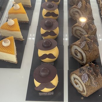 Alexander's Patisserie - Cute desserts! 6/14/23 - Bakeries Near Me - Mountain View, California Alexander's Patisserie - Cute desserts! 6/14/23 - Bakeries Near Me - Mountain View, California