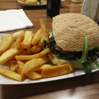 Piwy's Burger - Blue Cheese Burger - Fast Food Near Me - Oberhausen, NW