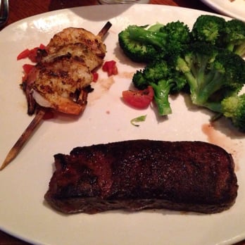 Outback Steakhouse - Steak with shrimp and broccoli - Steakhouses Near Me - Rochelle Park, New Jersey Outback Steakhouse - Steak with shrimp and broccoli - Steakhouses Near Me - Rochelle Park, New Jersey