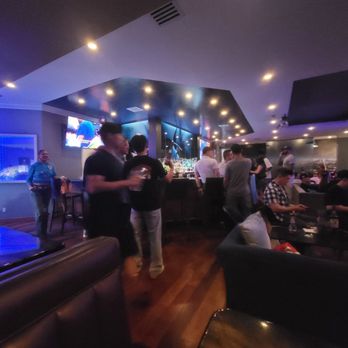 Cafe Bleu - Sports Bars Near Me - Los Angeles, California