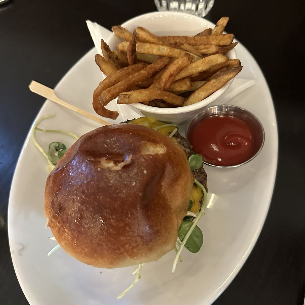 Merchants Pub & Plate - Merchants Burger - New American Near Me - Lawrence, Kansas Merchants Pub & Plate - Merchants Burger - New American Near Me - Lawrence, Kansas