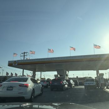 Garden Grove Shell - Super busy and efficient gas station - Gas Stations Near Me - Garden Grove, California Garden Grove Shell - Super busy and efficient gas station - Gas Stations Near Me - Garden Grove, California