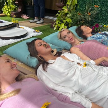 Rafi Lounge - Butterfly reiki meditation soundbath - Yoga Near Me - Malibu, California
