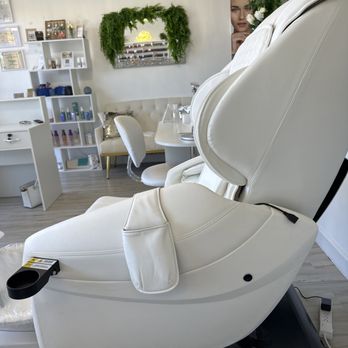 Lash-ology & Spa - Super nice massage chairs - Eyelash Service Near Me - Cocoa Beach, Florida Lash-ology & Spa - Super nice massage chairs - Eyelash Service Near Me - Cocoa Beach, Florida