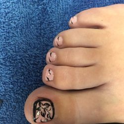 Sunny Nails