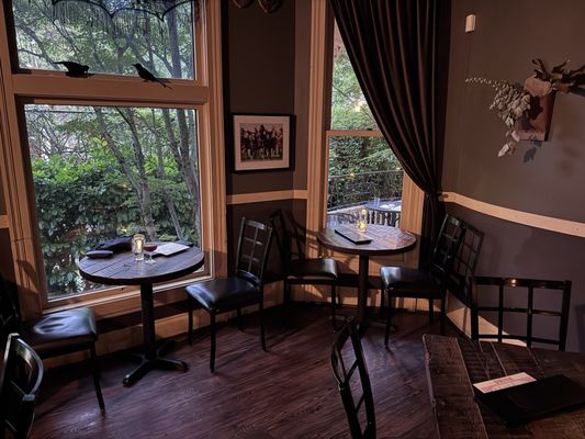 Pope House Bourbon Lounge by null