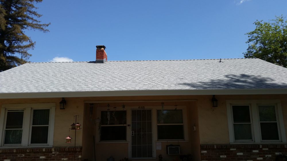 Slide of Diego Lopez Roofing