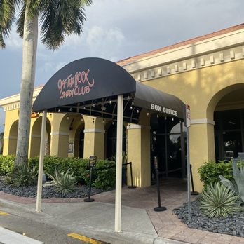 Off The Hook Comedy Club - Great show tonight! Watched Desi banks - Comedy Clubs Near Me - Naples, Florida
