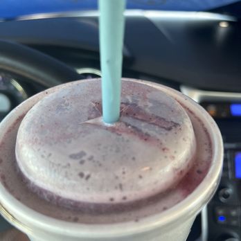 Tropical Smoothie Cafe - Triple Berry Oat Smoothie w/Splenda - Juice Bars & Smoothies Near Me - Carrollton, Texas