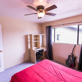 1. RoomChazer