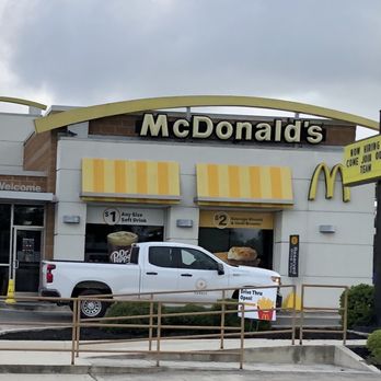 McDonald's - a white truck parked in front of a mcdonald's - Fast Food Near Me - Kerrville, Texas McDonald's - a white truck parked in front of a mcdonald's - Fast Food Near Me - Kerrville, Texas