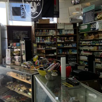 Hana Market - Inside - Grocery Near Me - Honolulu, Hawaii