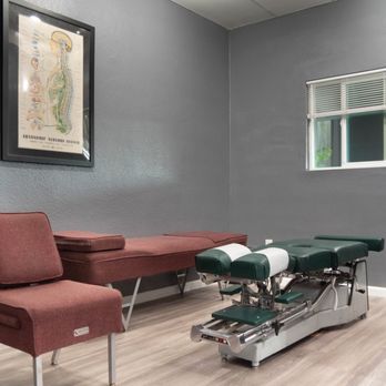 iHeart Chiropractic - Chiropractors Near Me - El Cajon, California