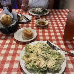 Caesars salad and excellent rolls! Caesars salad and excellent rolls!